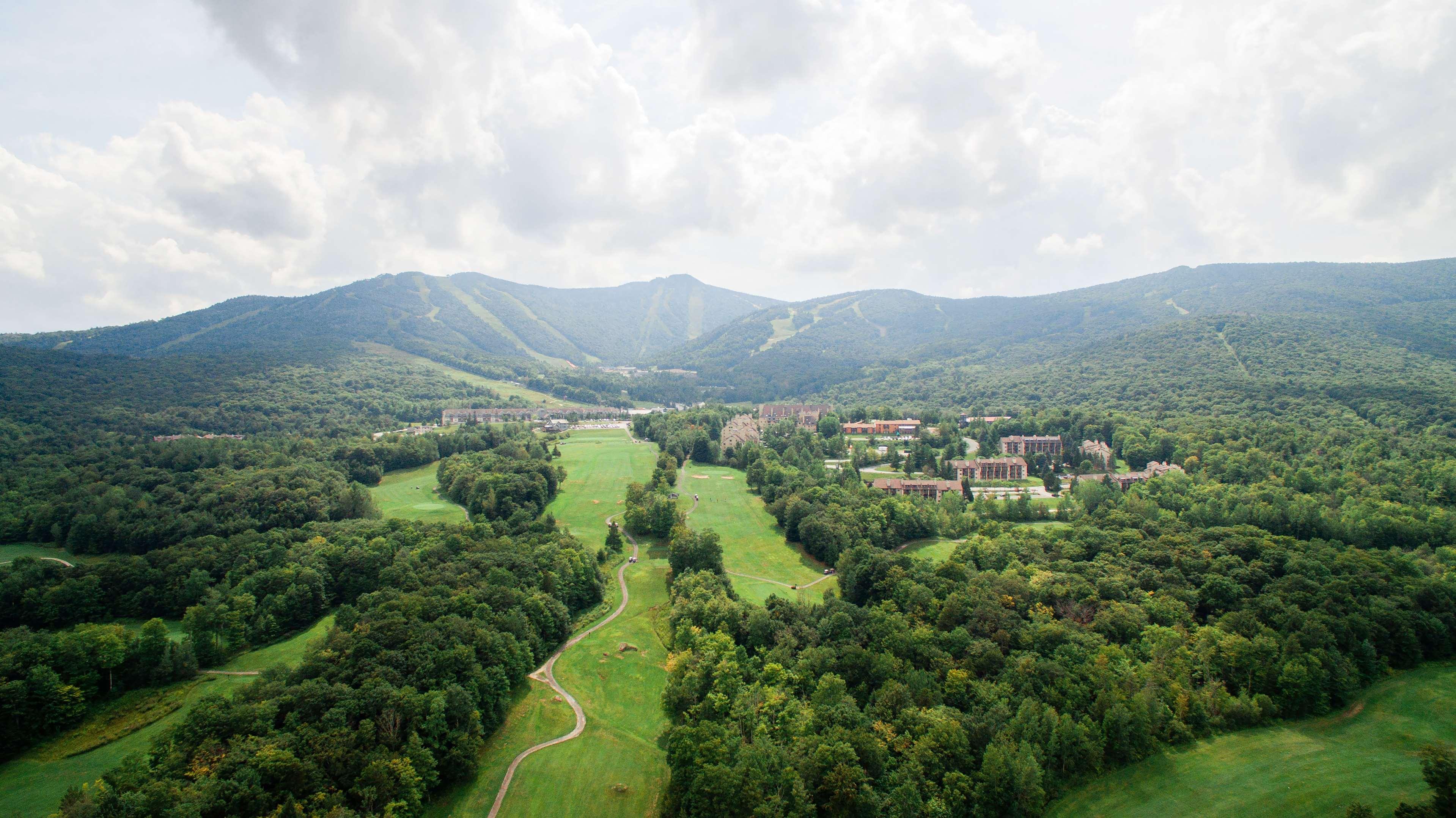 Killington Mountain Lodge, Tapestry Collection By Hilton Exterior photo