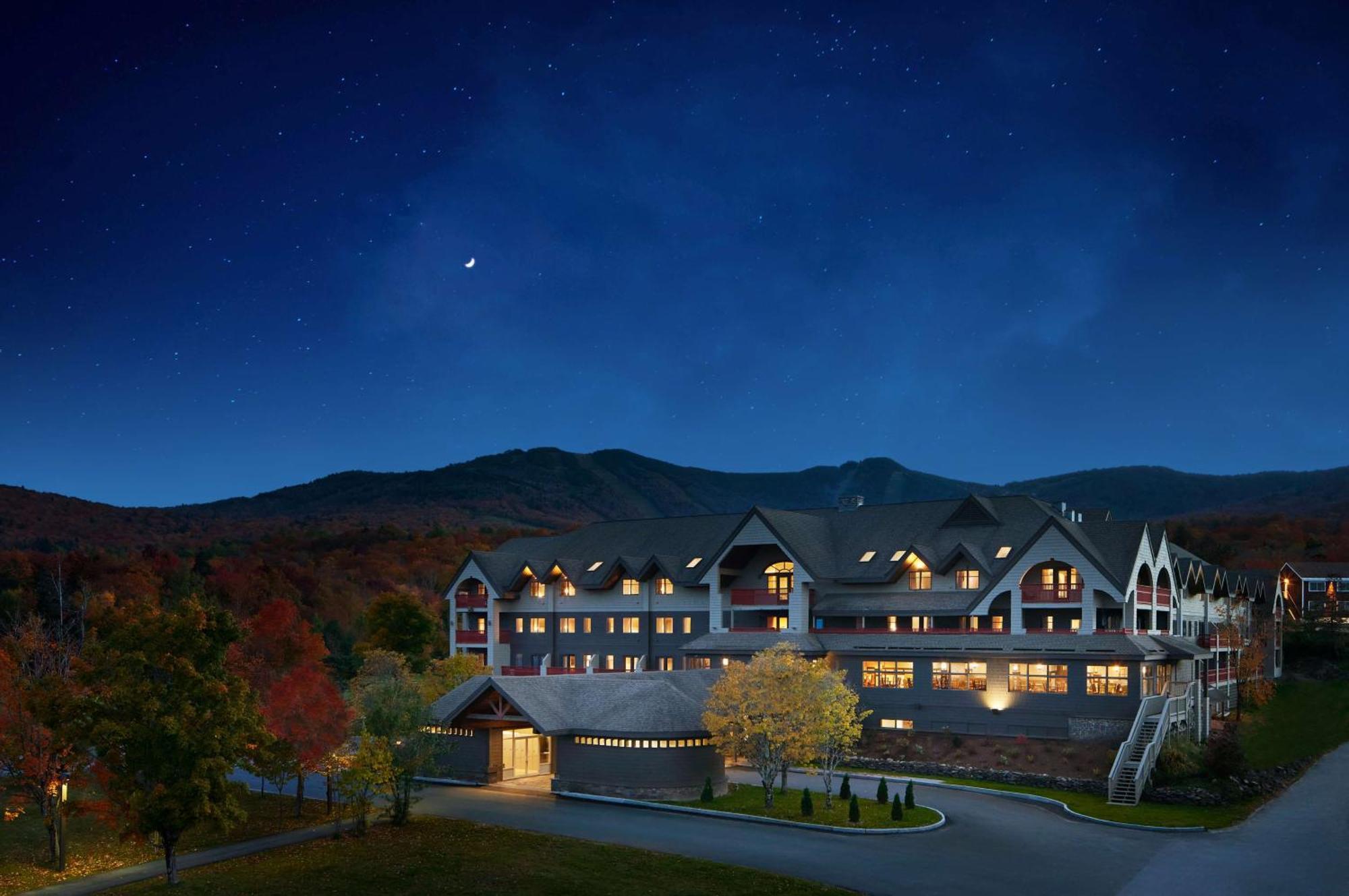 Killington Mountain Lodge, Tapestry Collection By Hilton Exterior photo