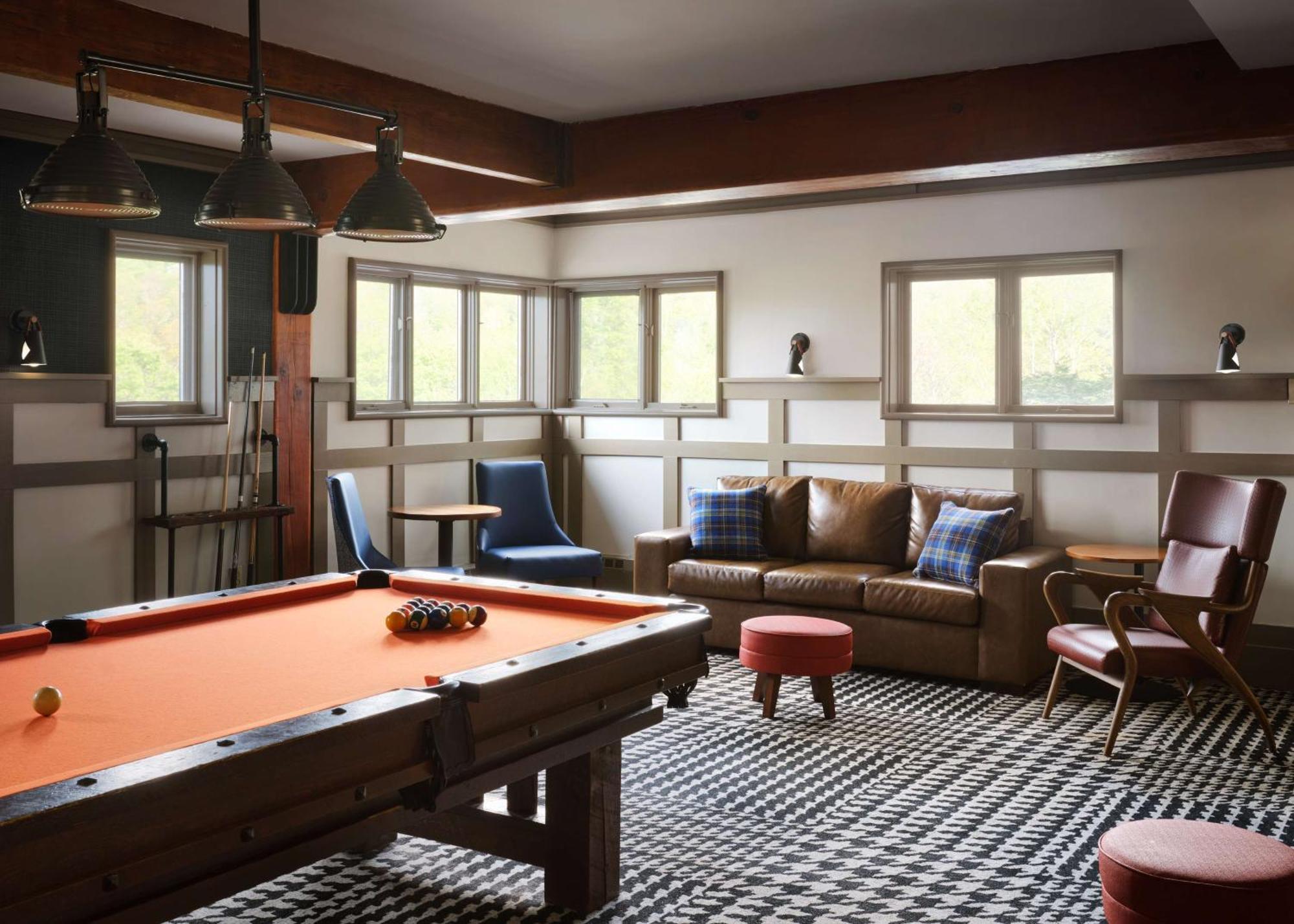 Killington Mountain Lodge, Tapestry Collection By Hilton Exterior photo