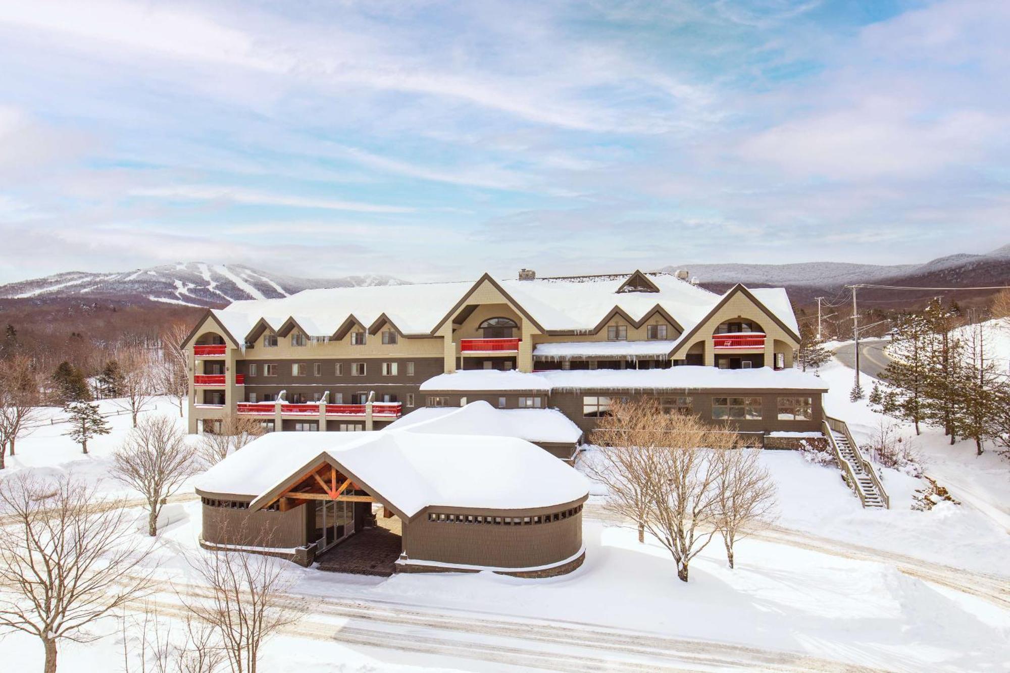 Killington Mountain Lodge, Tapestry Collection By Hilton Exterior photo